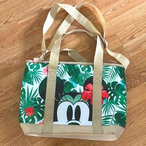 Disney aloha insulated cooler bag.